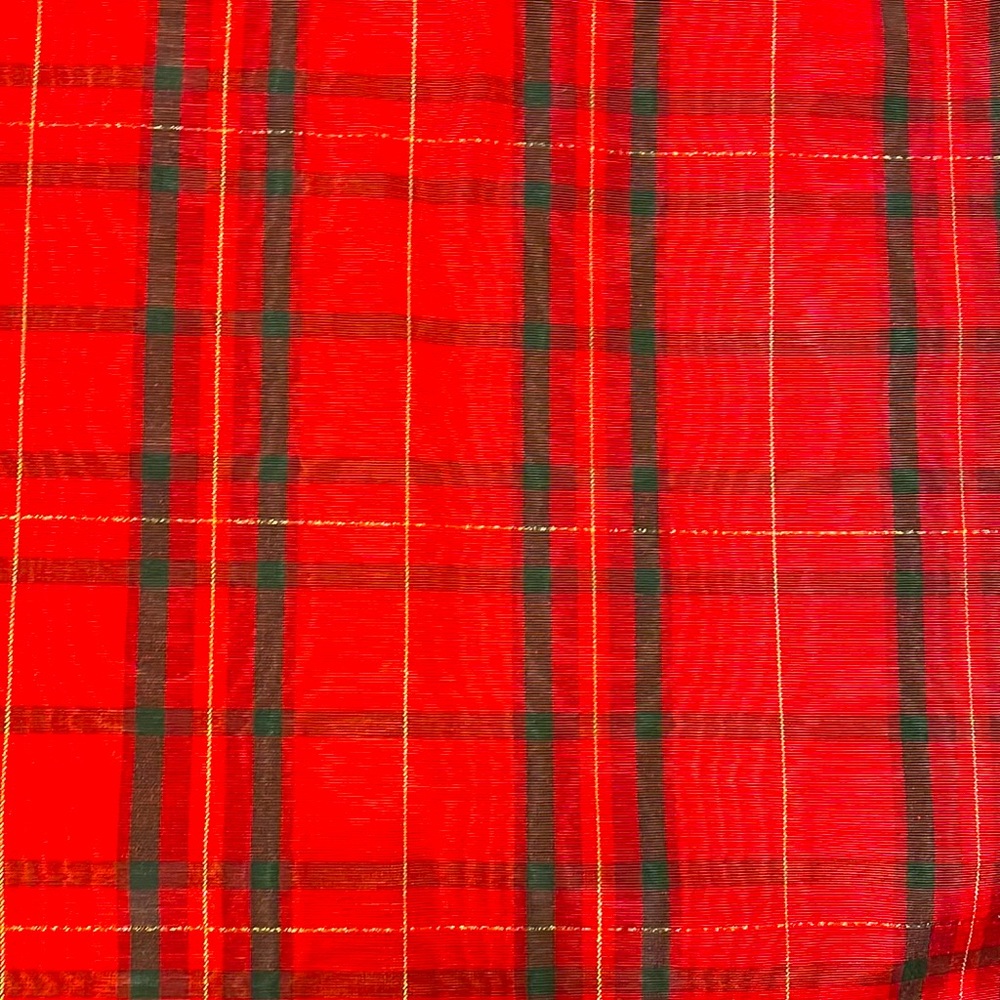 Table cloth - Picture 1 of 5